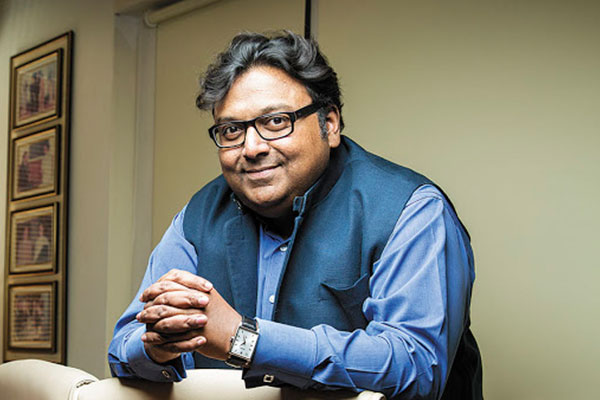 Mr. Ashwin Sanghi (Chair)